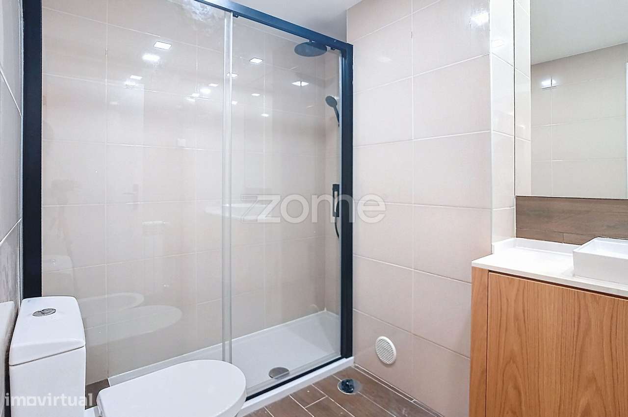 Apartamento T2 Premium com Terraço no Vale das Flores-28