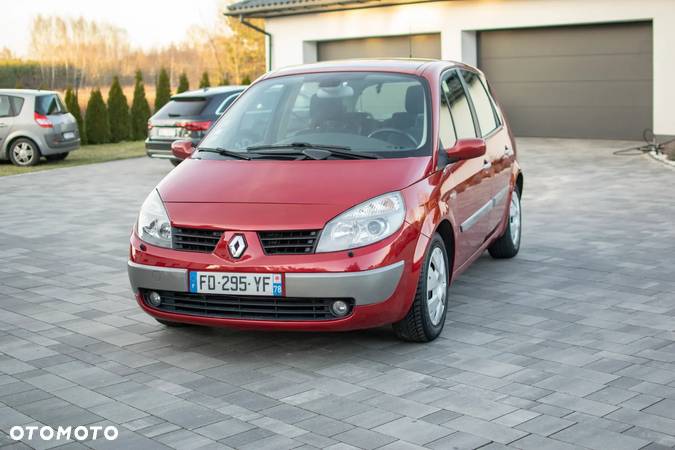 Renault Scenic 2.0T 16V Privilege - 26