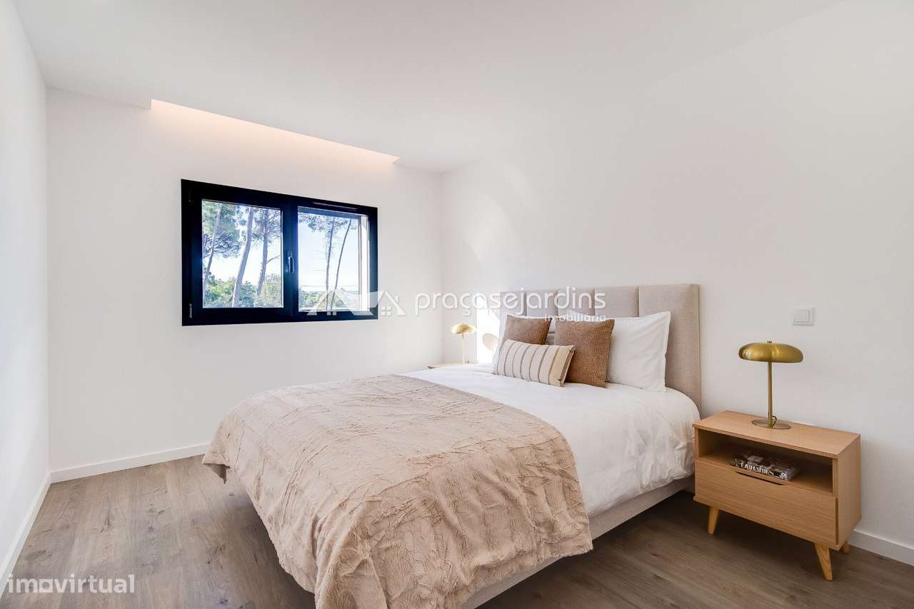 Apartamento T2 semi-novo - Grande imagem: 1/20