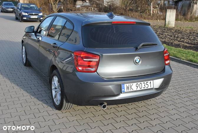 BMW Seria 1 116d Sport Line - 27