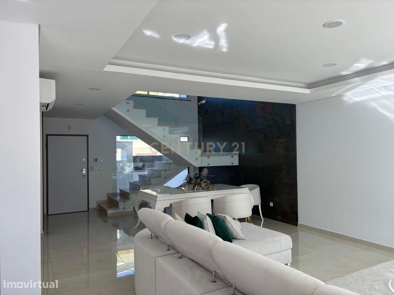 Moradia T4 Como Nova com Piscina | Marisol | 750.000€ - Grande imagem: 4/57