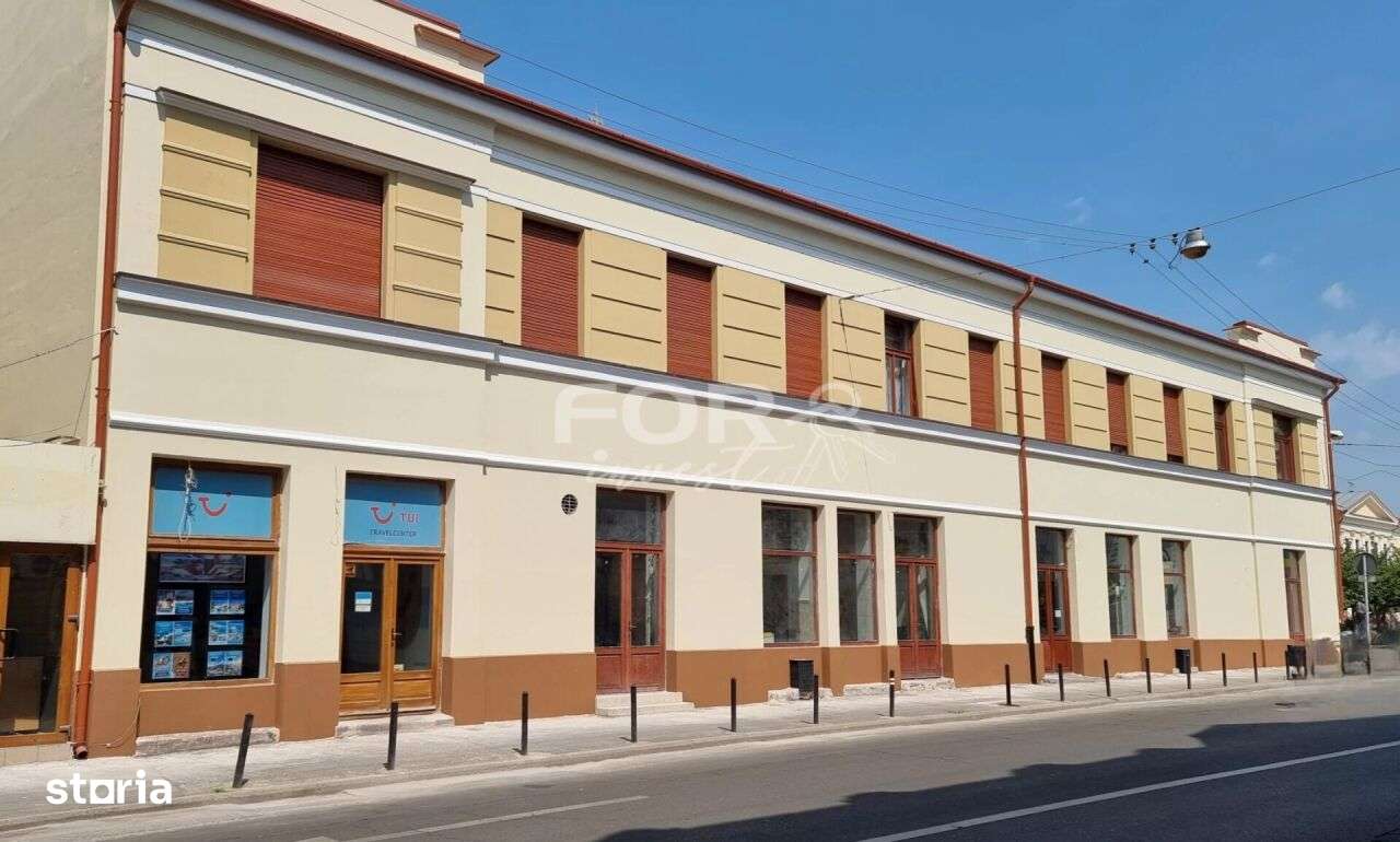 Apartament 2 camere de vanzare,cladire istorica, Piata Unirii-16