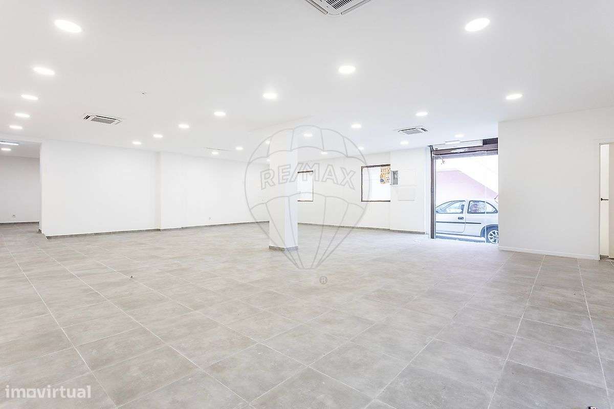 Armazém T0 para arrendamento - Grande imagem: 4/12