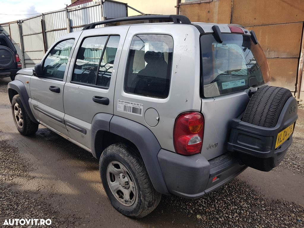 Dezmembrez Jeep Cherokee III 2.8, 2.5 D - 3