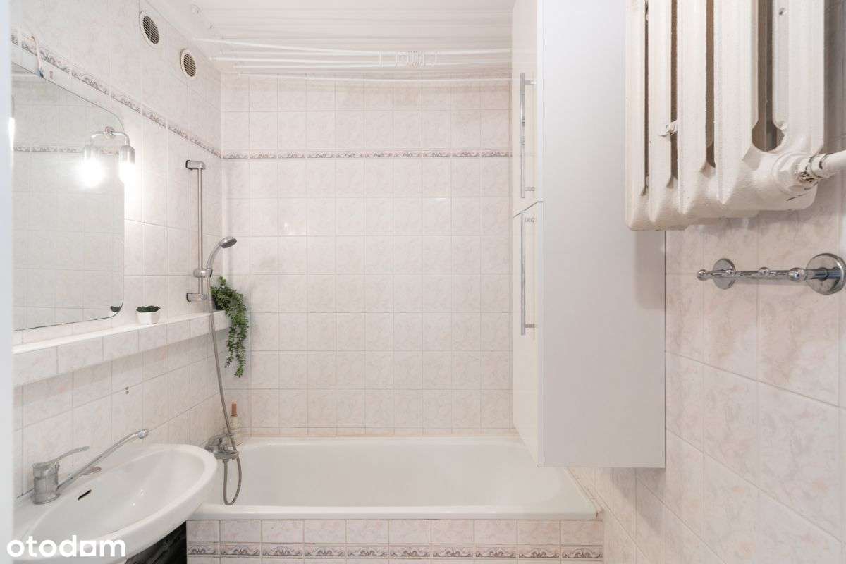 Konstruktorów - 3 pokoje + kuchnia - odświeżone!-12