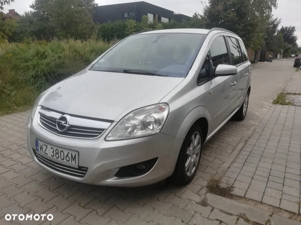 Opel Zafira 1.9 CDTI Essentia - 10