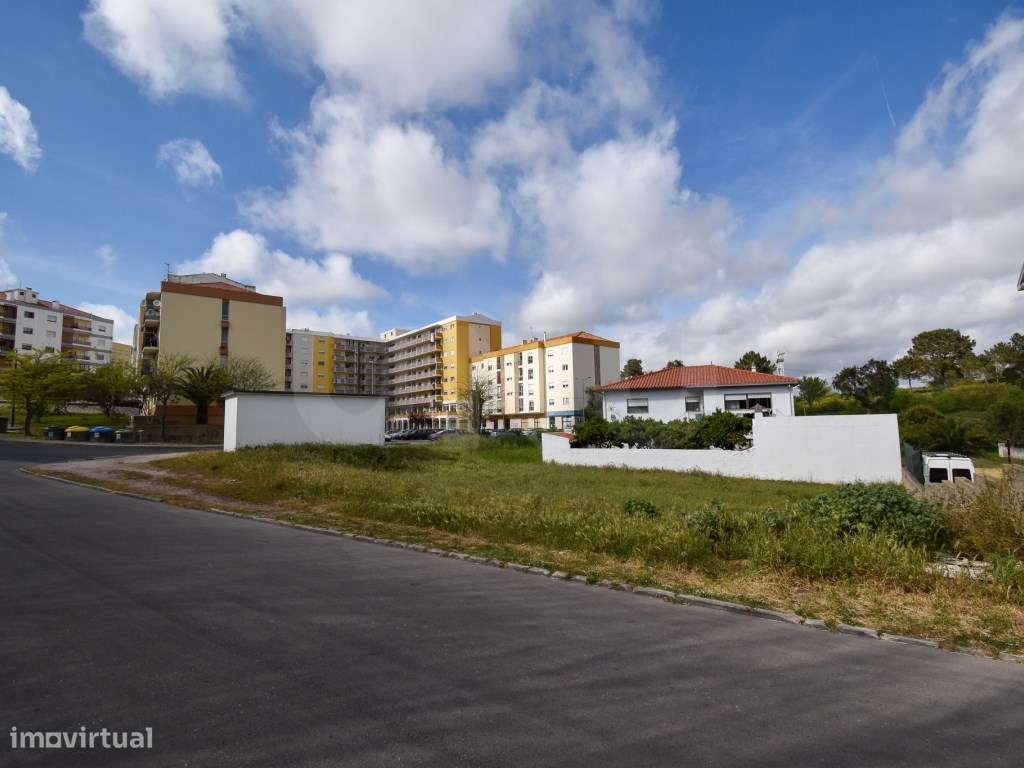 Lote Urbano para venda em Torres Vedras - Grande imagem: 3/17