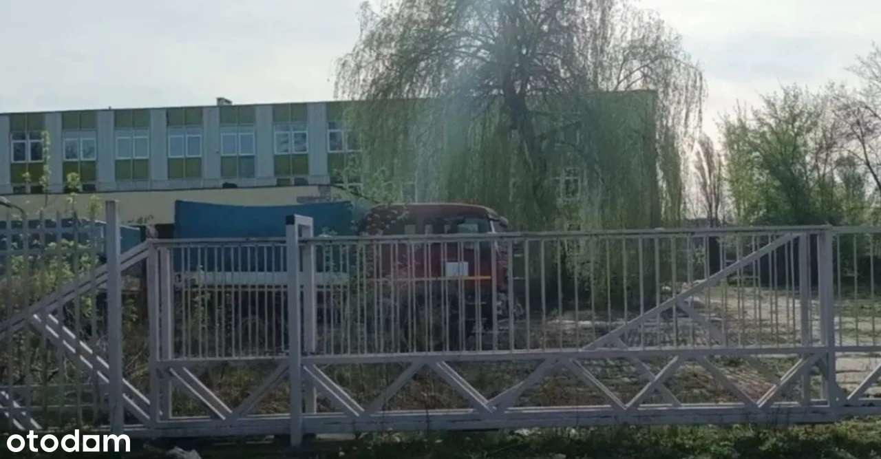 Budynek biurowy pod hostel PRZETARG-4