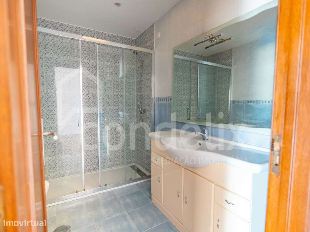 Duplex T6 para venda no Candal, Vila Nova de Gaia-24