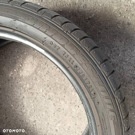 Opona 235/40/18 Bridgestone Potenza RE050A (E6593) - 2