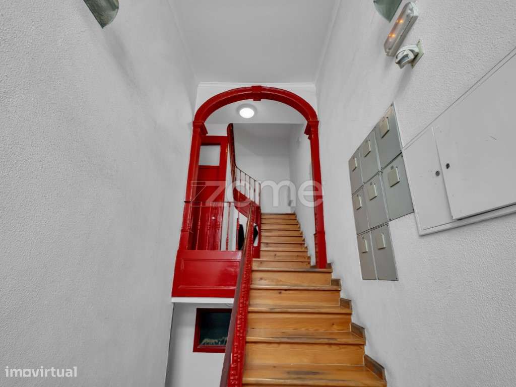 Apartamento T4 Intendente-6