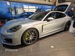 Porsche Panamera - 1