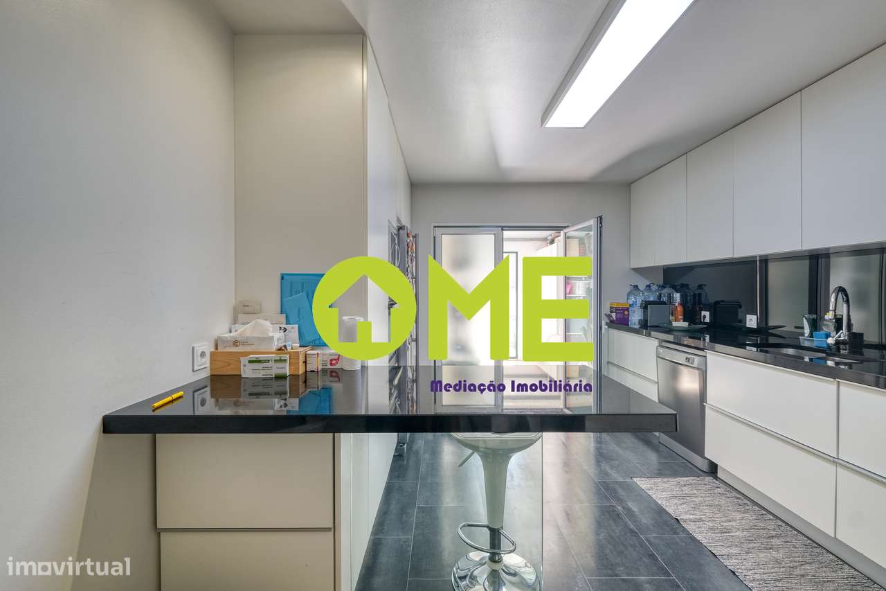 Apartamento T3 Moderno em Ourém - Conforto e Qualidade Garantidos-0