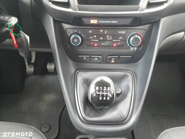 Ford Tourneo Connect 1.5 EcoBlue Start-Stop Active - 19