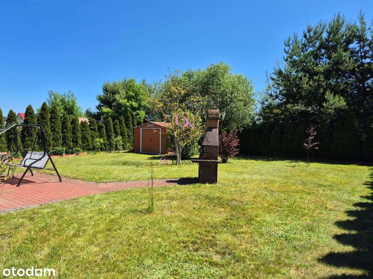 Zadbany, parterowy dom w otoczeniu lasu-3