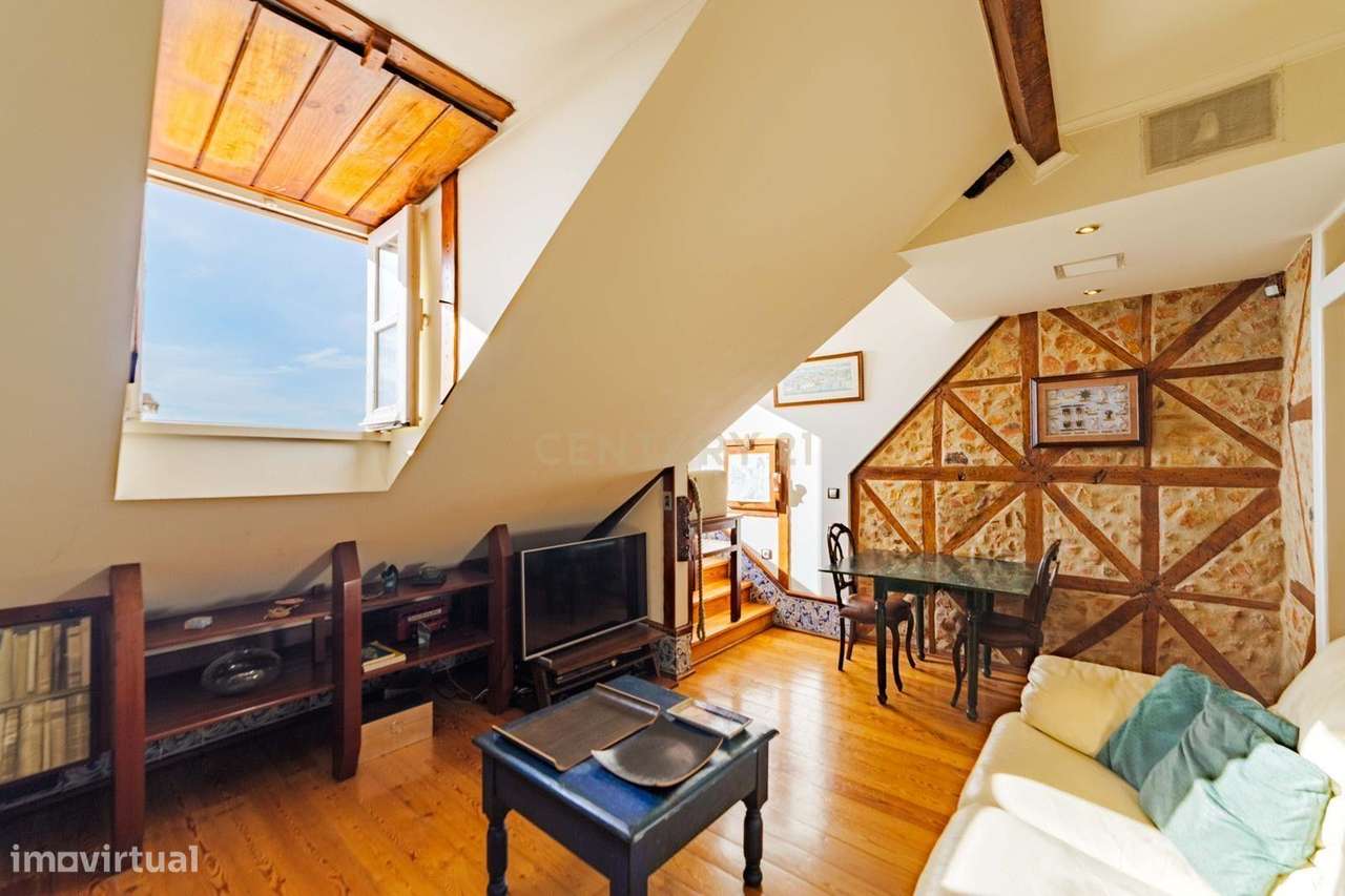 Apartamento T1 Mobilado Com Vista Rio