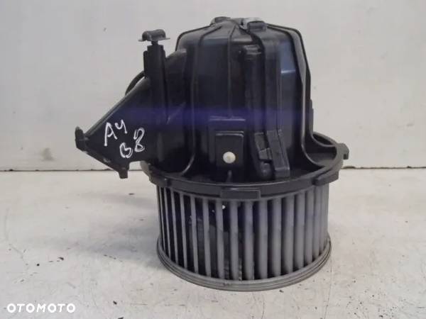 DMUCHAWA WENTYLATOR NAWIEWU VW AUDI A4 B8 U0852003 - 1