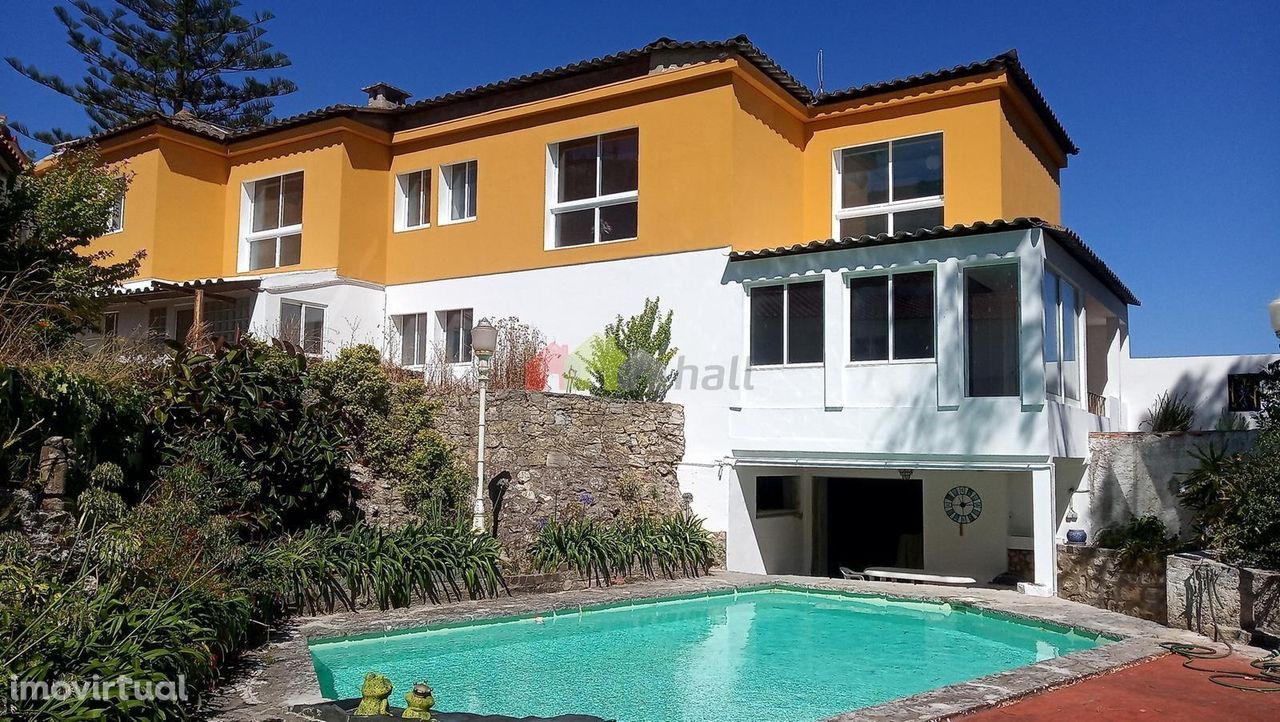 Moradia Isolada T6+T2 com piscina a 300 metros da praia, em Oeiras