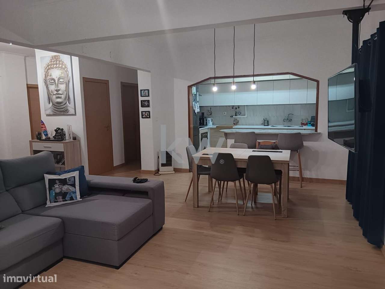 Apartamento T3 Remodelado em Almada – A 5 Minutos da Ponte 25 de Abril - Grande imagem: 2/25