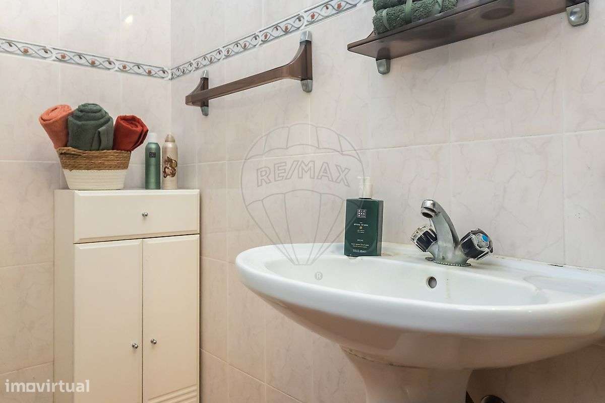 Moradia T4 para venda-12