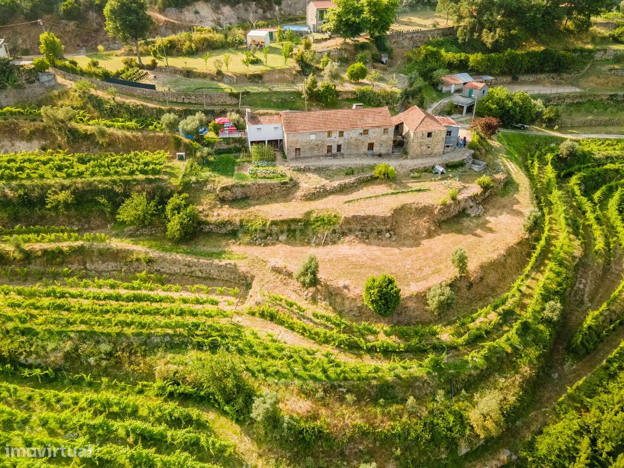 Quinta com Vista Deslumbrante sobre o Rio Douro – Projeto Aprovado par-9
