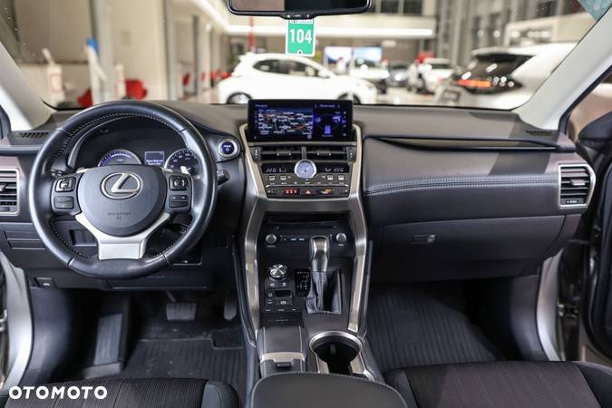 Lexus NX - 5