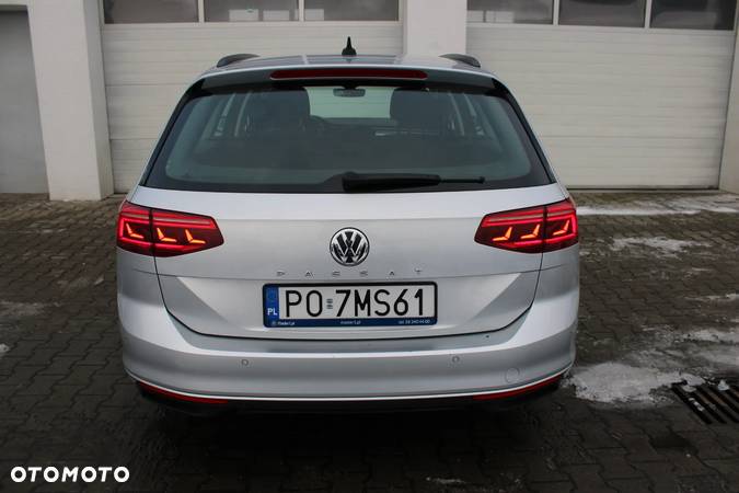 Volkswagen Passat 2.0 TDI EVO Business - 11