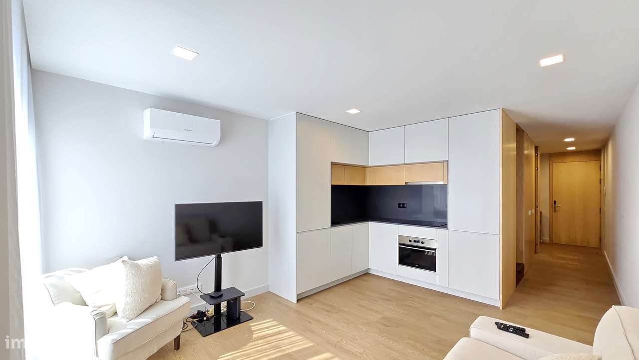 Apartamento semi-novo duplex com 2 quartos em Aveiro - Grande imagem: 4/35