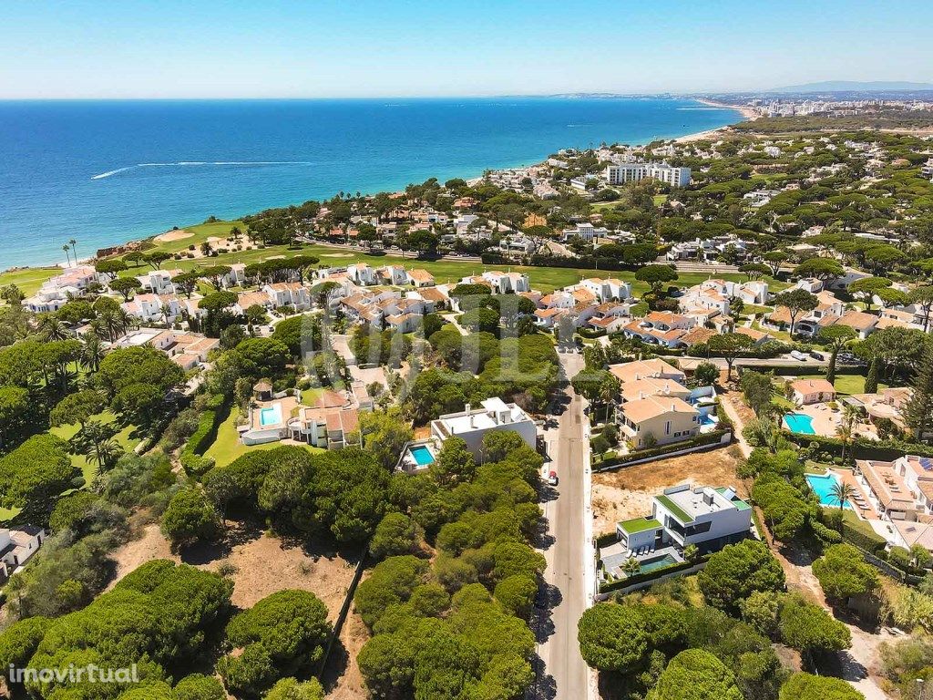 Terreno para construção, na Encosta do Lobo, Algarve