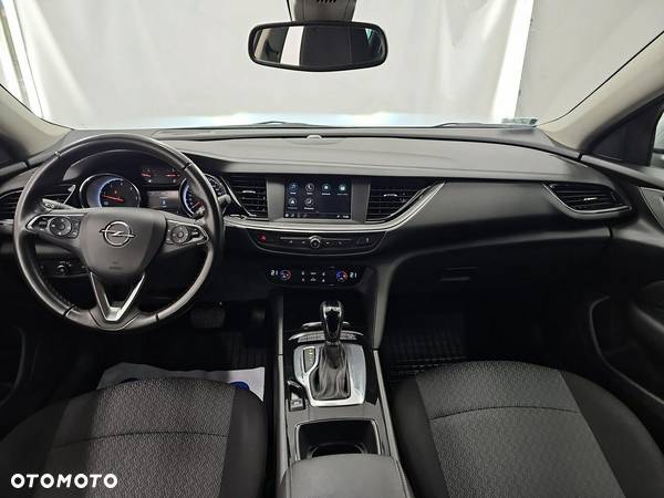 Opel Insignia - 16