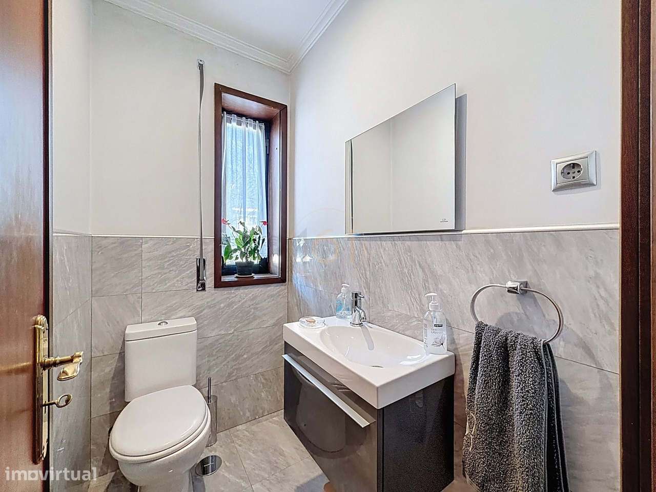 Moradia T4 em Nevogilde-10