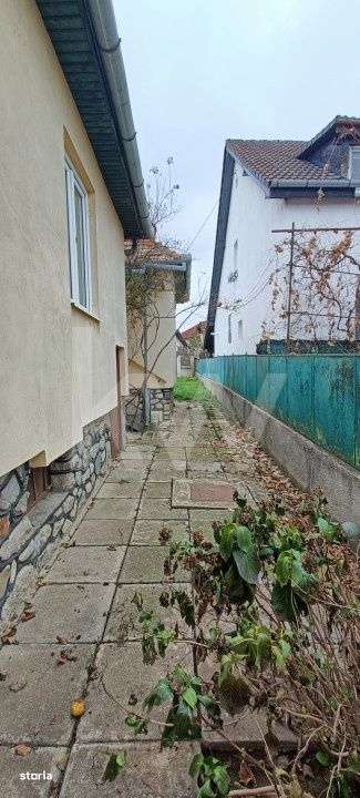 Casa cu teren 507 mp - Zona Piata Sadu - Imagine principală: 2/12