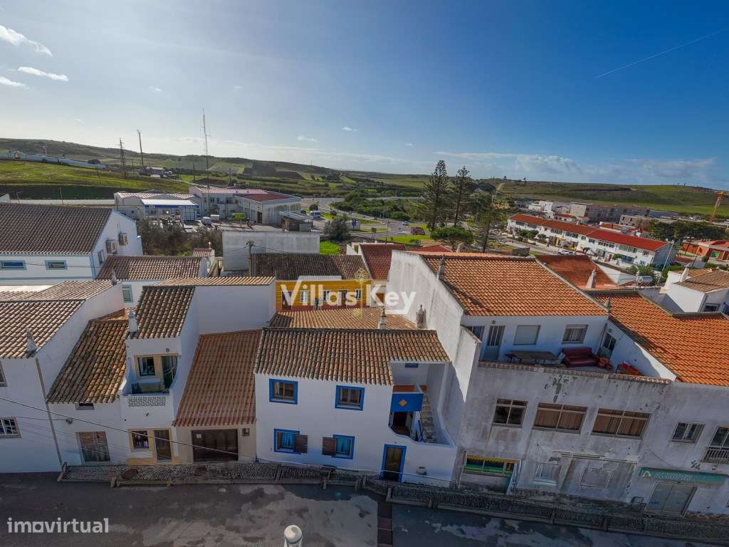 Moradia T3 com Duas Entradas - Vila do Bispo-26