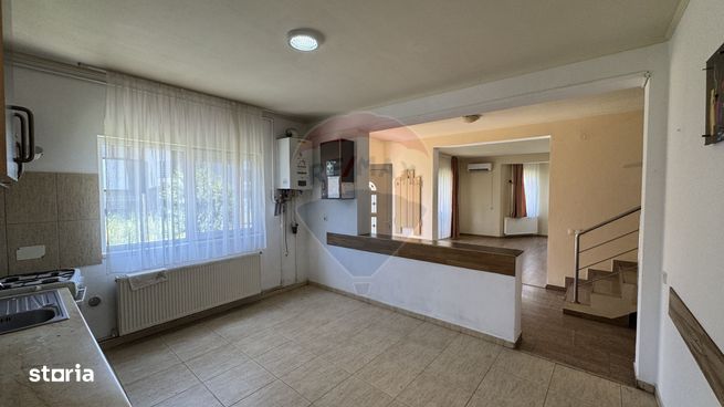 CUMPARA ACUM CU COMISION ZERO casa de vânzare în zona linistita-7