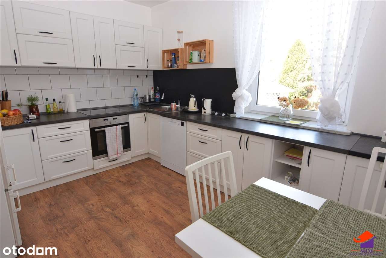 Przestronny dom w wysokim standardzie 262m2-10