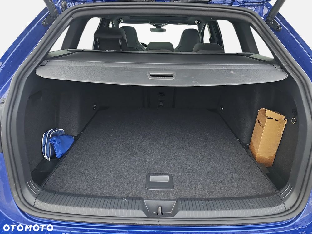 REZERWACJA FV23%, R-Line 1.5 eTSI mHEV 150KM, Salon Polska, ASO, 1 wł.