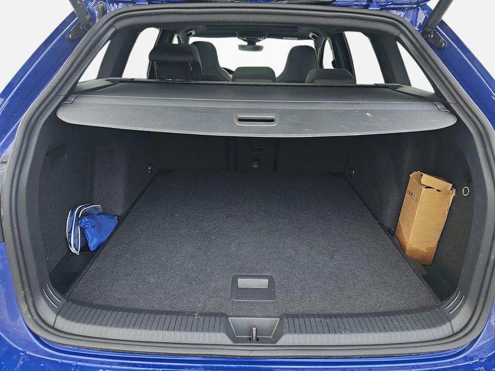 REZERWACJA FV23%, R-Line 1.5 eTSI mHEV 150KM, Salon Polska, ASO, 1 wł.