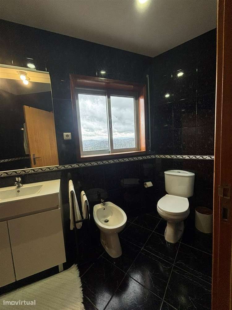 Apartamento T2 Venda em Canelas,Penafiel-43