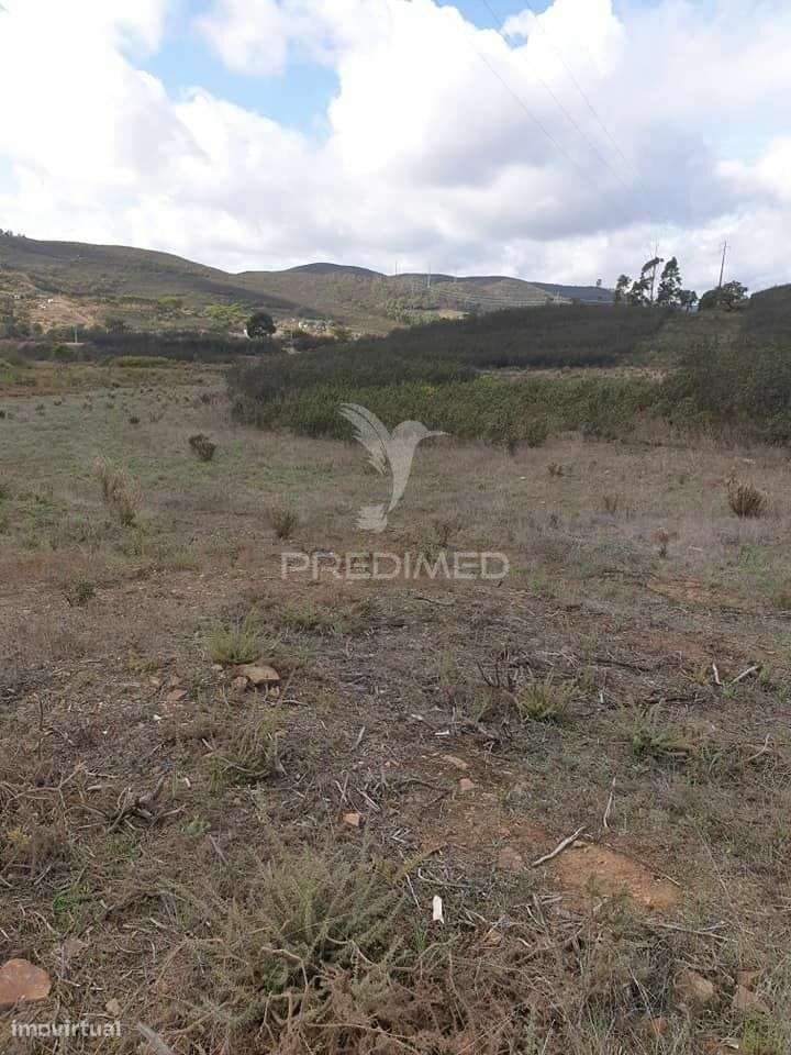 Terreno Rústico com Grande Potencial - Grande imagem: 2/5