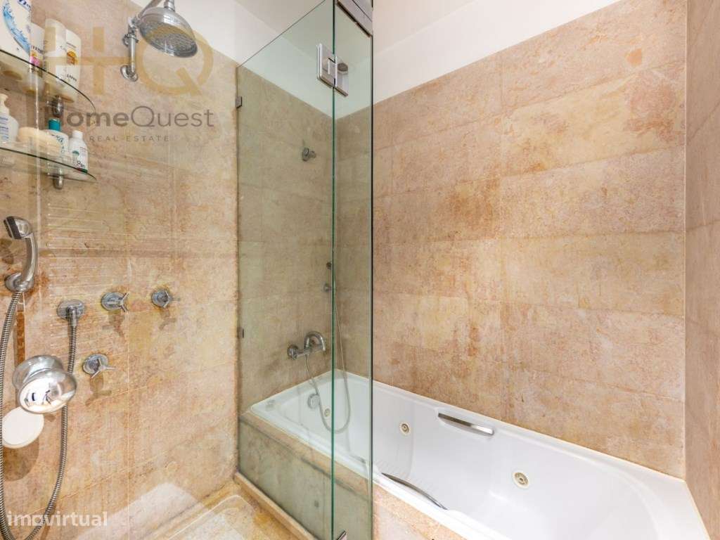 Apartamento T4 em Chiado-31