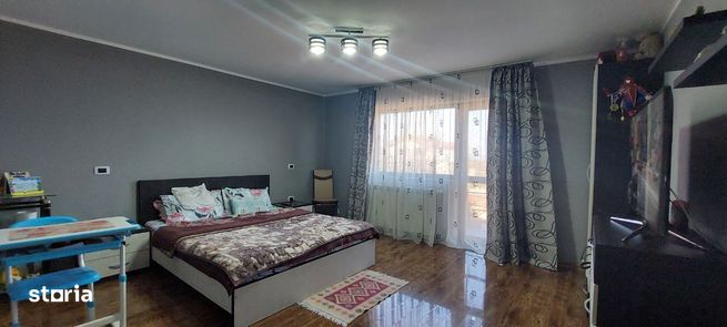 Casa perfectă pentru tine – spațioasă, confortabilă și gata de mutare!-6