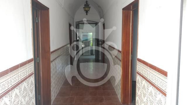 Moradia com grande quintal  - Lote 1960 m2-1
