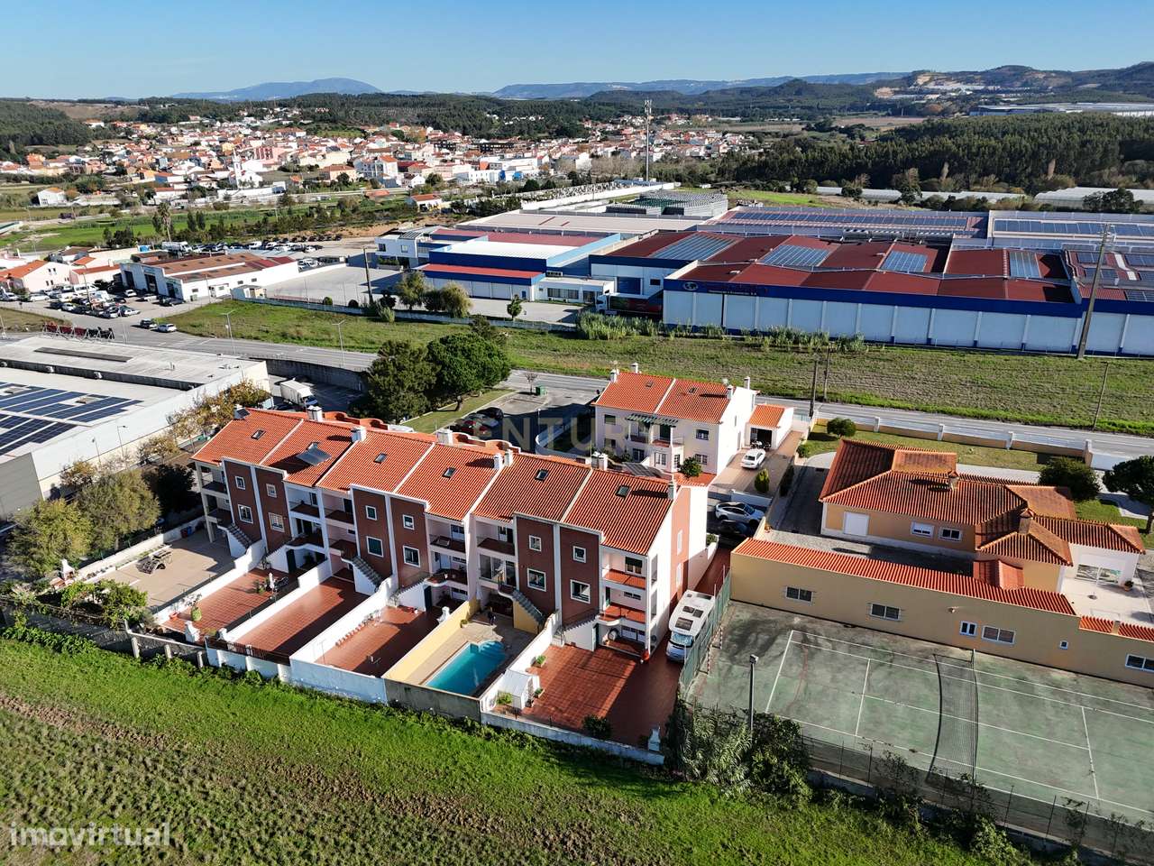 Moradia T3 com piscina e vista campo em Localização Privilegiada-37