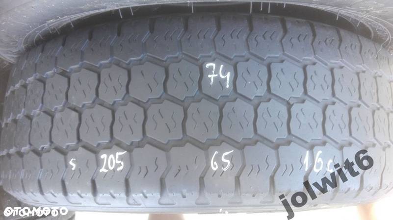 Goodyear 205/65/16c 103/101T nr 74 - 1