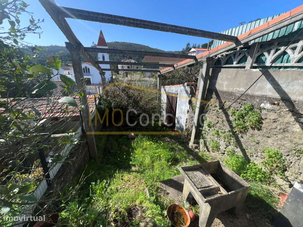 Moradia T2| Quintal| Carvoeiro| Maçao-24