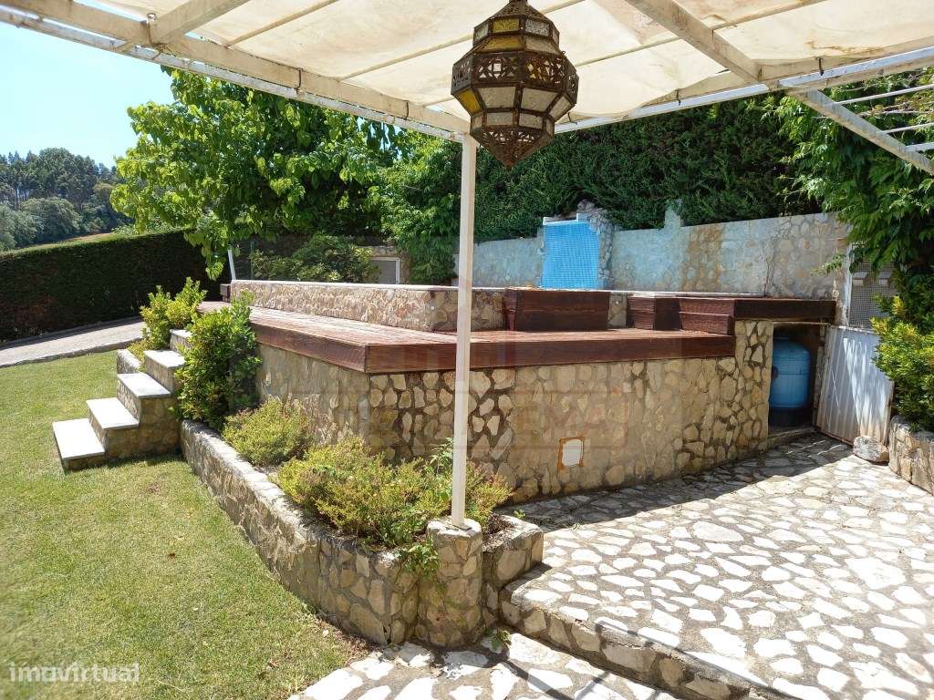 Moradia Tradicional Portuguesa com Piscina e Vistas Deslumbrantes - Grande imagem: 3/13