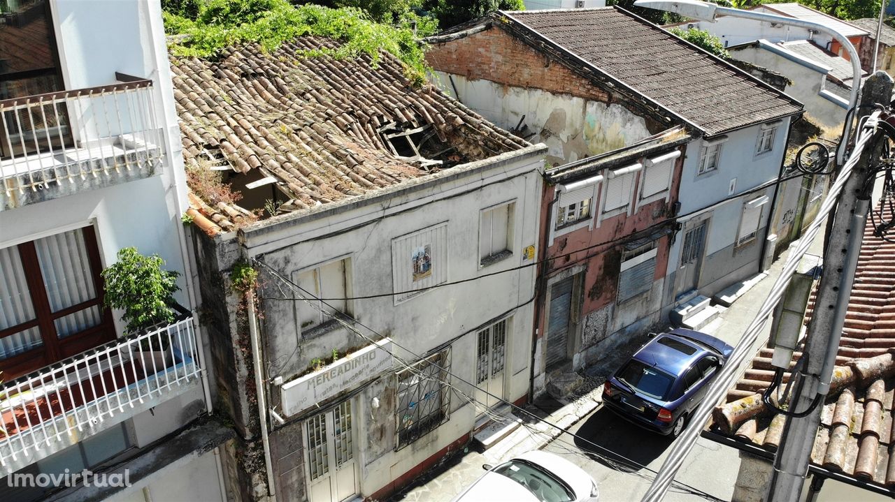 Prédios para Restauro em São Vítor