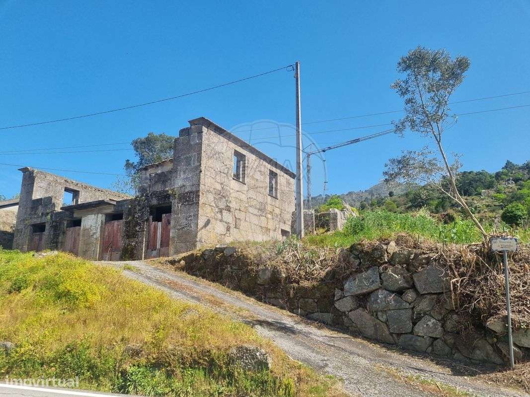 Moradia T13 para venda-8