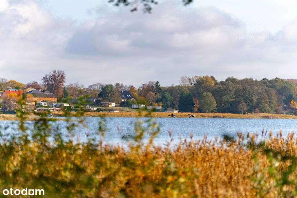 Malowniczo położona działka - jezioro Lubie-18