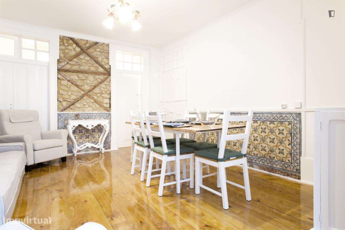 Quarto - localizado em Bairro Alto Lisbon - Grande imagem: 2/9